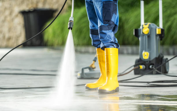 Best Commercial Pressure Washing  in Pearl Beach, MI